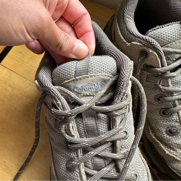 Columbia Trail Meister Hiking Boots - Picture 2 of 8